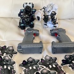 ガガンガン　ギガショットレオ　ビートシャーク　2体セット　室内ラジコン