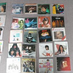 シングルレコード56枚　松田聖子・中森明菜・河合奈保子・原田知世・堀ちえみ・シャネルズ・矢沢永吉・キャロル・舘ひろし・中村あゆみの画像