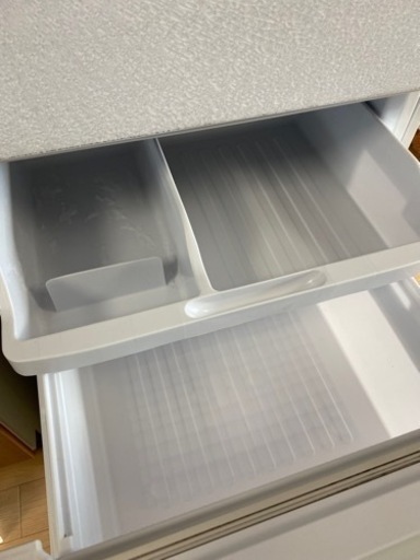 SHARP 冷蔵庫 Plasmacluster 型番SJ-GW36D-W