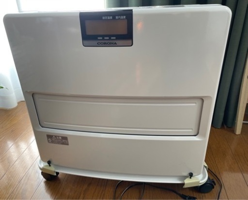取引き中　ファンヒーター　コロナ　大きい部屋用　灯油7.2リットル