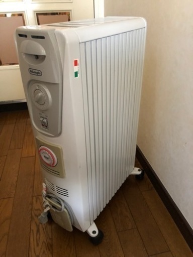 デロンギ　オイルヒーター　美品