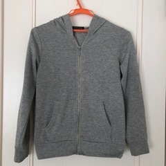 【お話し中】レディース　フード付き　パーカー　Mサイズ　グレー