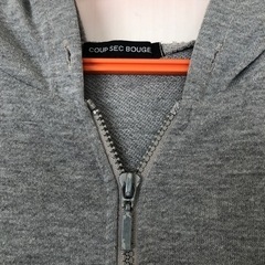 【お話し中】レディース　フード付き　パーカー　Mサイズ　グレーの画像