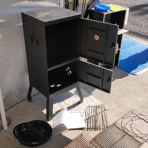1207-073 使用感少 ONOE チャコールスモーカー 温度メーター付き 燻製器