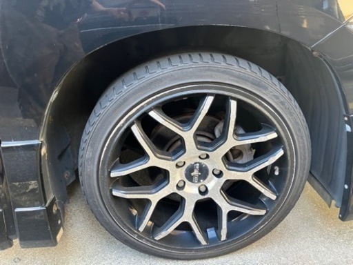 トヨタ　ヴェルファイア  19インチアルミホイール