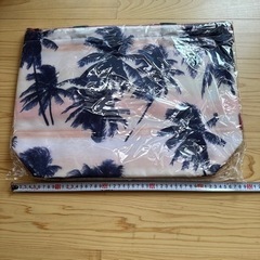 未開封大きなクーラーバッグ買い物バックの画像