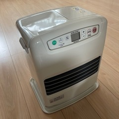 決まりました✨石油ストーブ　ファンヒーター　ホワイト