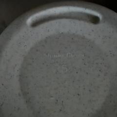 漬け物容器と重石の画像