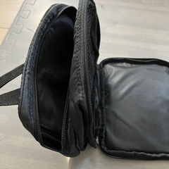 化粧バックと小サイズ携帯バック、の画像