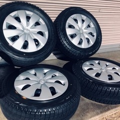 冬タイヤ 175/65R14 トヨタ純正ホイール付きスタッドレス...