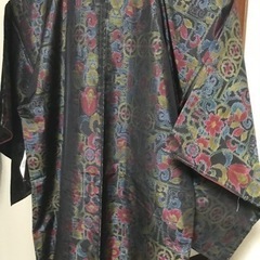 未使用品　大島紬の着物　素敵な柄ですの画像