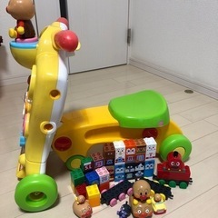(商談中)アンパンマン乗り物、ブロックその他