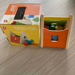 【値下げ】木製　知育玩具　型はめ　木のおもちゃの画像