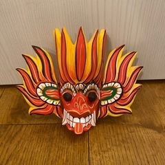 スリランカ　ラクシャマスク木製　壁掛け用