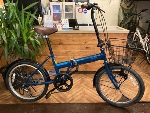 【前後タイヤ新品！】6段変速　カゴ付き20インチ折りたたみ自転車　ブルー