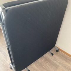 折り畳みシングルベッド