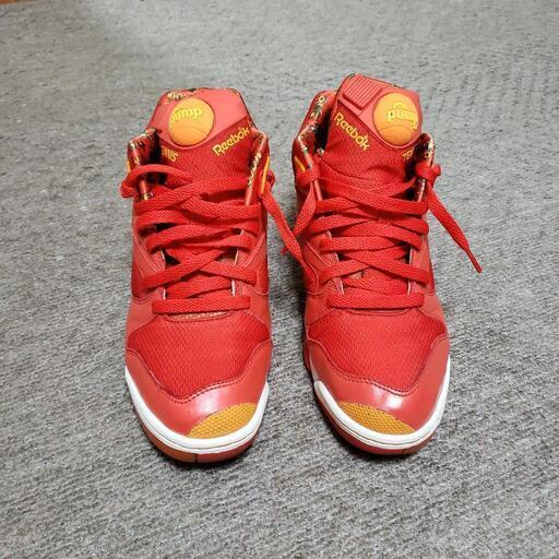 Reebokスニーカー