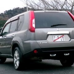 エクストレイル・DNT31後期型・最上級モデル20GTディーゼルターボ【本車検フルR6年12月迄】クルコン・純正ナビ・フルセグTV・カラーバックカメラ・価格相談の画像