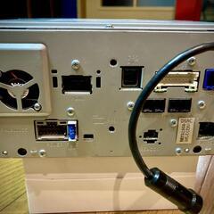 パナソニック ストラーダ 日本製タッチパネルCN-R330D地デジの画像