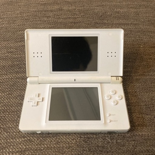 ニンテンドーDSライト/ポケモンカセット2個