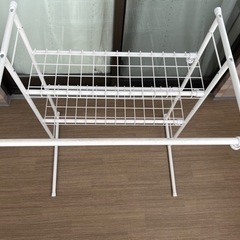 押入れ用ハンガーラック、白の画像