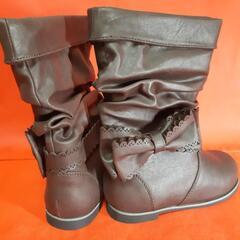 Hushush 18.0cm ブーツの画像