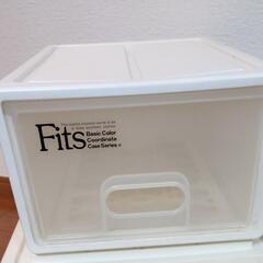 フィッツ　収納ケース①