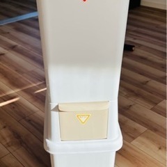 ゴミ箱　完全密封　スリム