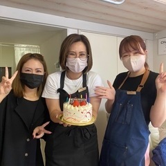資格無しOKネイル、ホワイトニング、アイブロウ無料未経験者歓迎！ネイリスト 求人 募集！の画像
