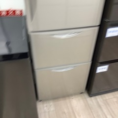 HITACHI 3ドア冷蔵庫のご紹介！(トレファク寝屋川)