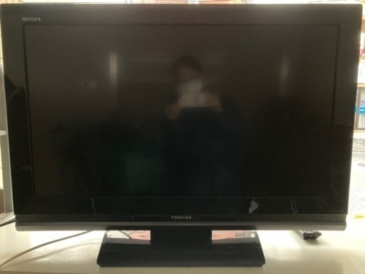 TOSHIBA 32型テレビ(複数があり)カード付き、09年式