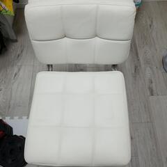 チェア 白の画像