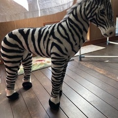 【片付け中】シマウマの置き物？ぬいぐるみ？