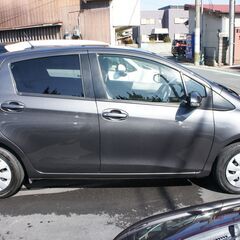 売れました！トヨタ ヴィッツ F 車検残り有り！プッシュボタンETCの画像