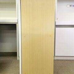 リサイクルストアスターズ城西店 木製 ガラスキャビネット トリム 食器棚 4段 両開きの画像