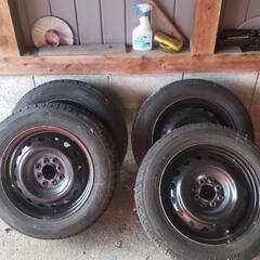 185/65R15スタッドレスタイヤ