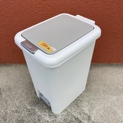 【ゴミ箱／ライトグレー】クリーニング済み【管理番号80812】