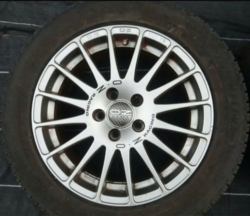 OZ Racing Superturismo  205/55/16 冬タイヤ