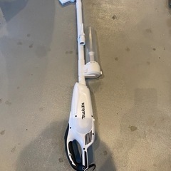 マキタ充電式掃除機　バッテリー無し(決まりました)