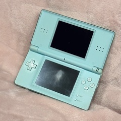 Nintendo DS lite 本体+ソフト(5種)SETの画像