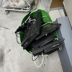 テレビ差し上げます　12-13台くらい(一括のみです) (受け渡...