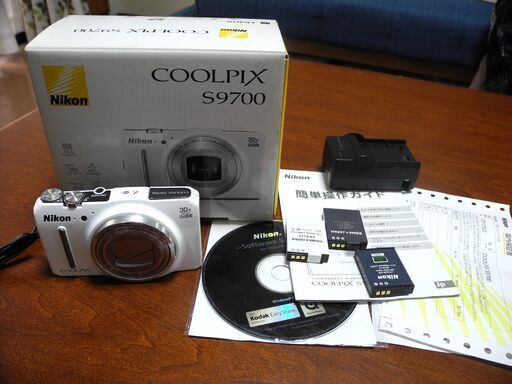 美品訳あり　NIKON　CoolpixS9700 　30倍ズーム　動作確認済（返品可）