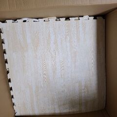 12月末迄値下げ☆新品未使用　ジョイントマット　大判　8枚　木目...