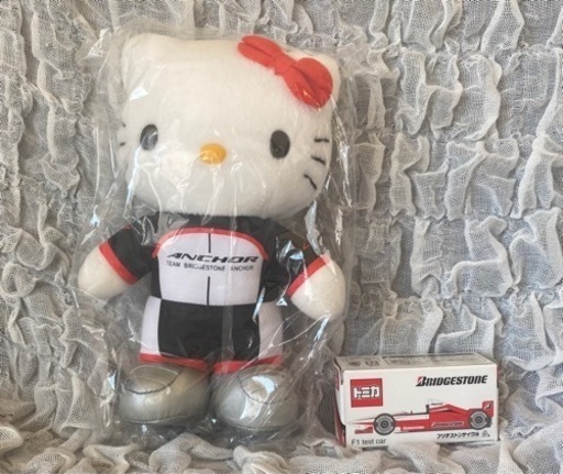 珍しい一点物❗️希少品！　F1 キティちゃん　トミカ　ブリジストンセット