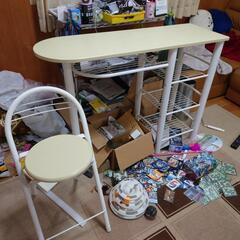 コーナーテーブル、チェアのセット