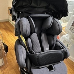《メルカリで売れました》アップリカ　チャイルドシート