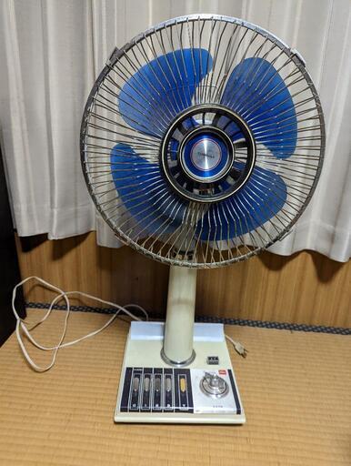 昭和の扇風機　東芝　レトロ