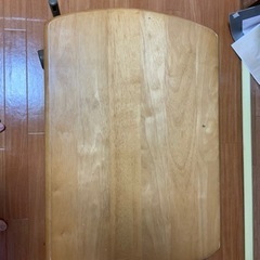 折りたたみテーブル