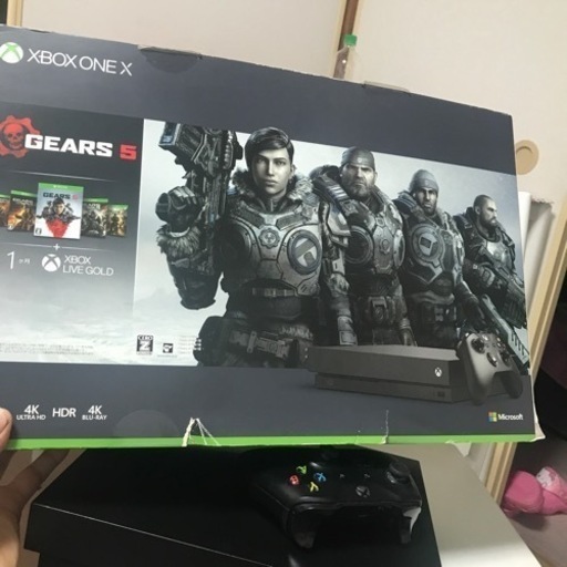 xbox one  X 1tb GEARS5版中古　売ります