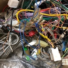 ポータブルカーナビ、フォトフレーム、その他ガラクタ全部無料！の画像